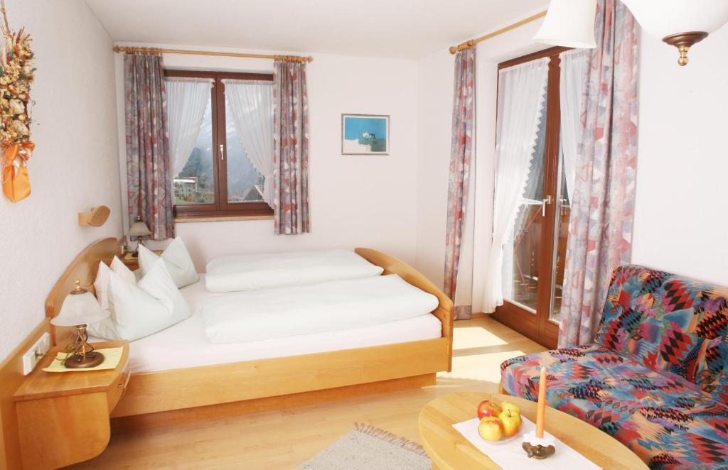 Gaestehaus Ortner Liesing Rum bild