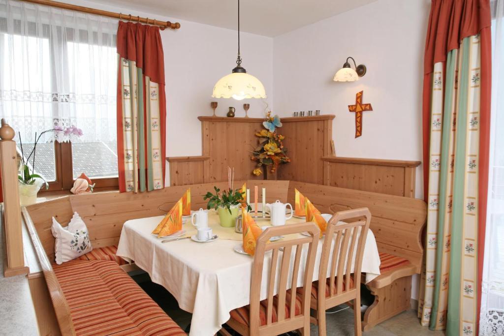 Gaestehaus Ortner Liesing Exteriör bild